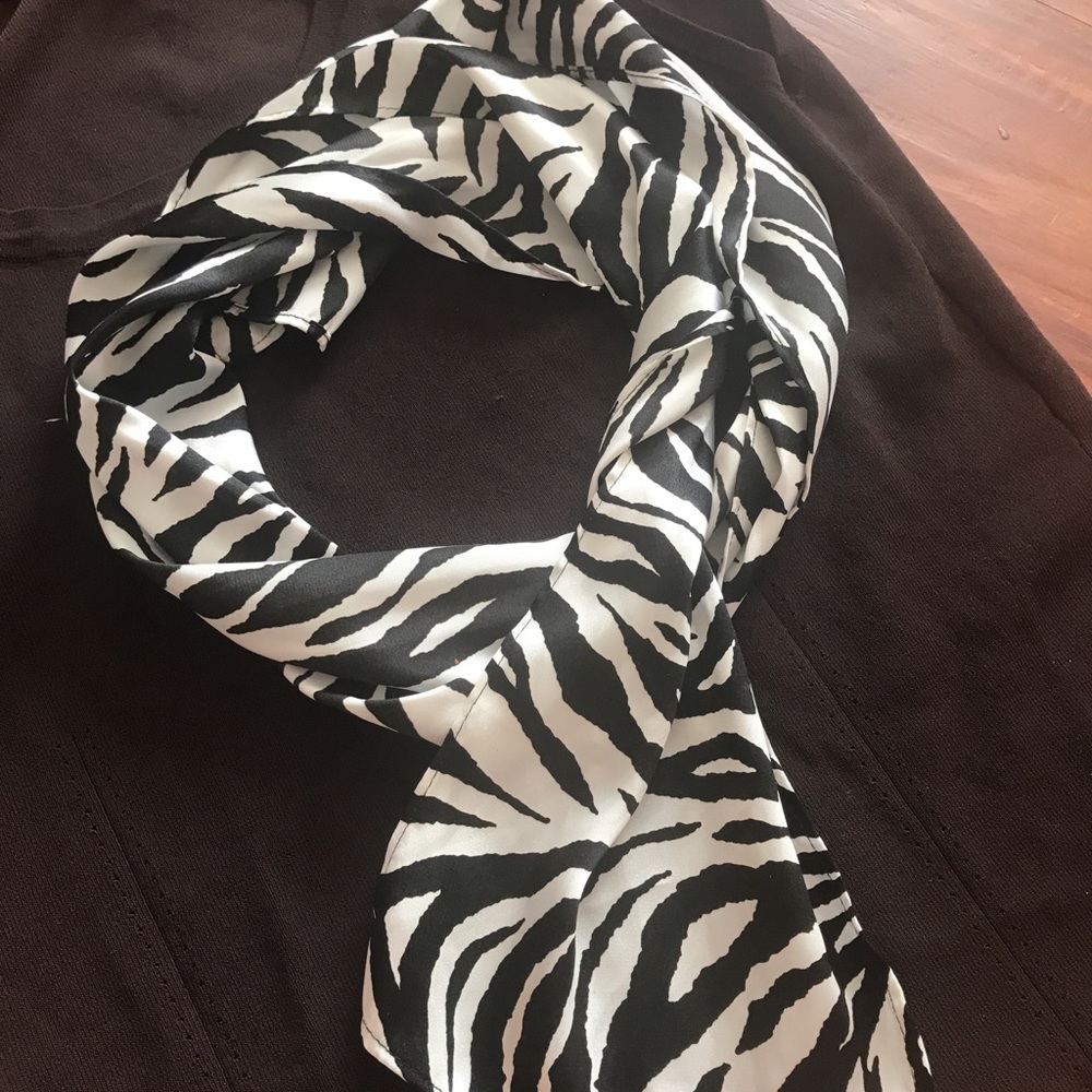 Zebra scarf